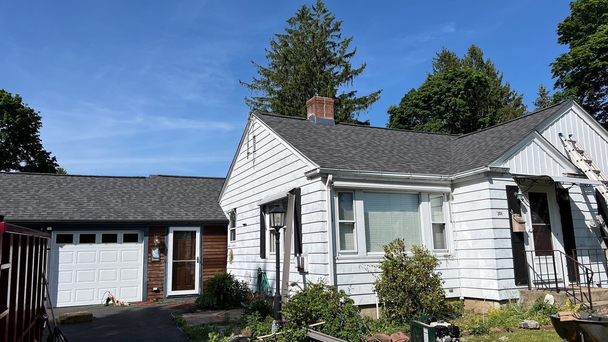 Entire Roof Covered by Insurance — Landmark PRO in Max Def Pewterwood for a Warwick, RI Wind Claim