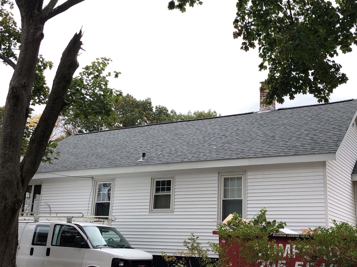 Long view of new CertainTeed Landmark Colonial Slate roof in Pawtucket RI