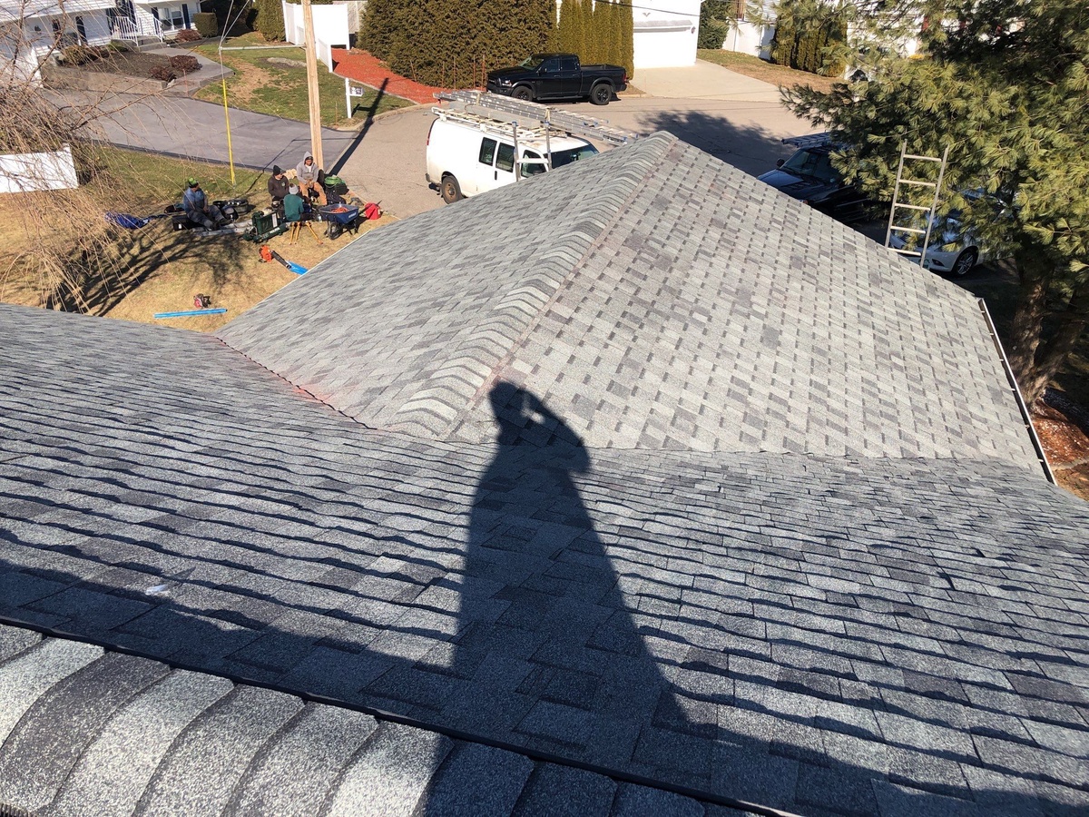 New CertainTeed roof planes meeting at hip in North Providence RI
