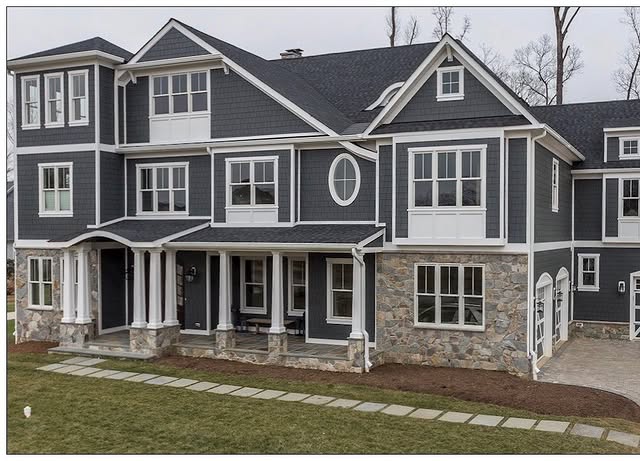 Pinnacle Siding James Hardie Plank - Iron Gray