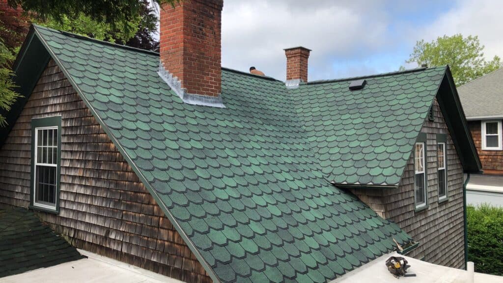 Best Wakefield Residential Roof Replacement With Carriage House Shingles By Pinnacle Roofing