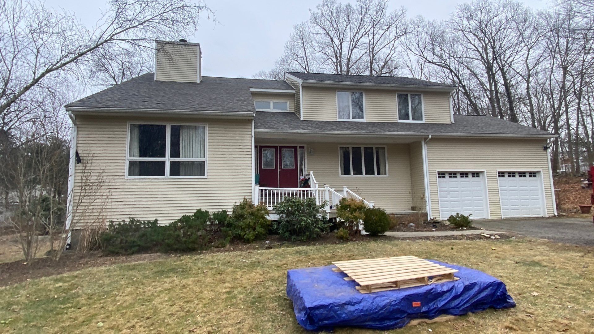 After — Cumberland, RI Residential Roof Replacement — CertainTeed Landmark Weathered Wood