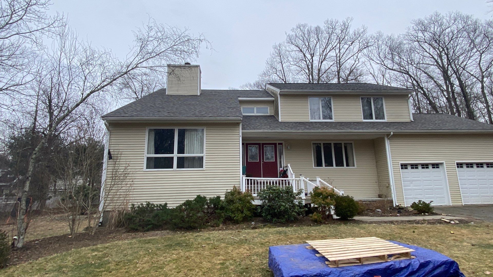 Cumberland, RI Residential Roof Replacement — CertainTeed Landmark Weathered Wood