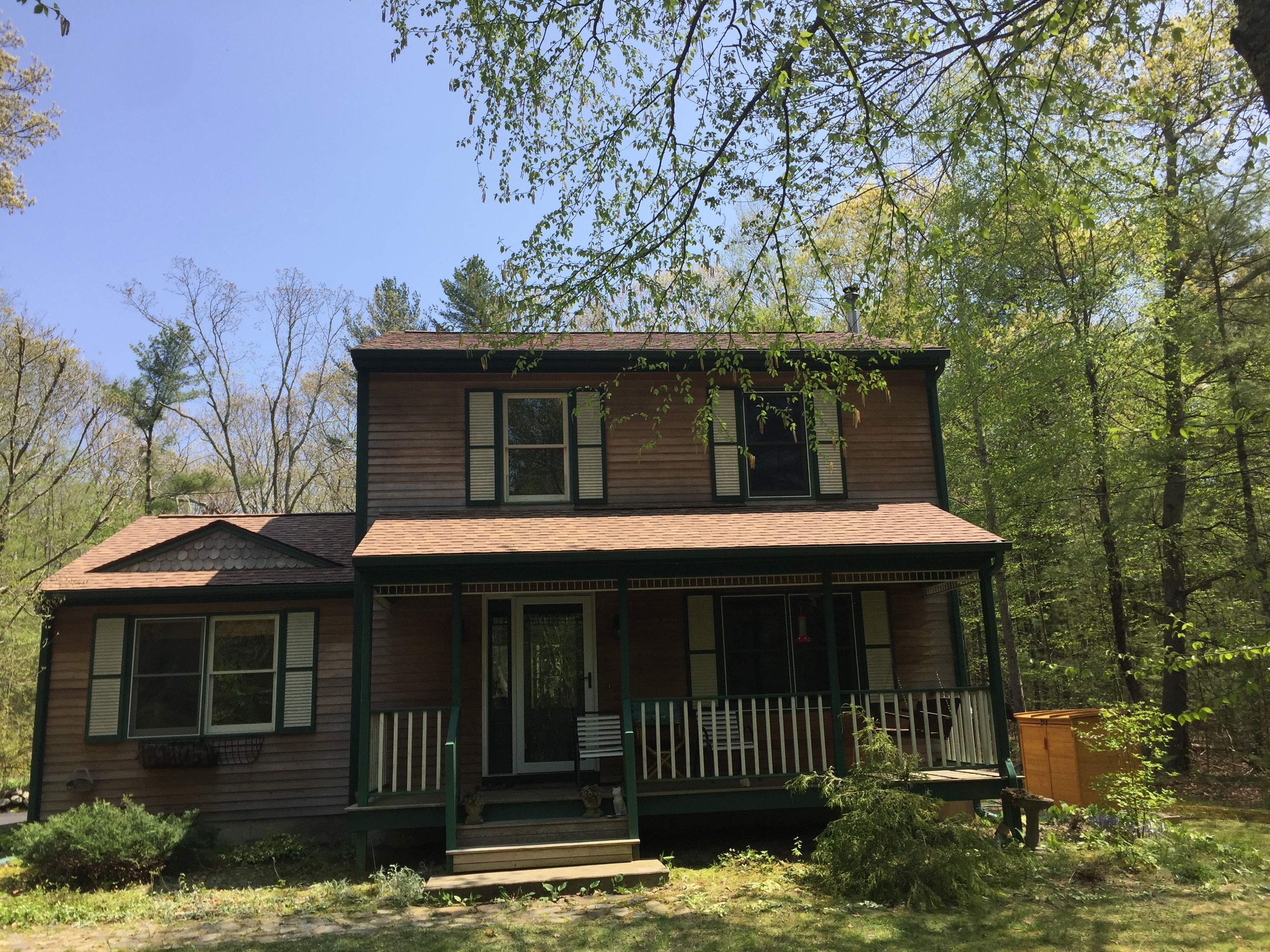 Hope Valley RI Roof Repair — CertainTeed Landmark Resawn Shake Re-Roof