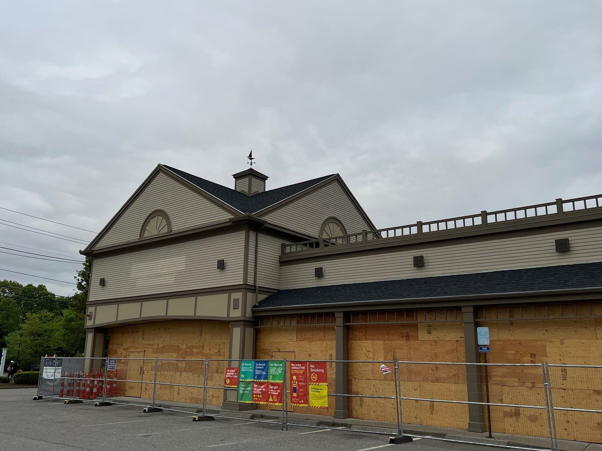 Barrington, RI Retail Plaza Full Architectural-Shingle Re-Roof on County Rd