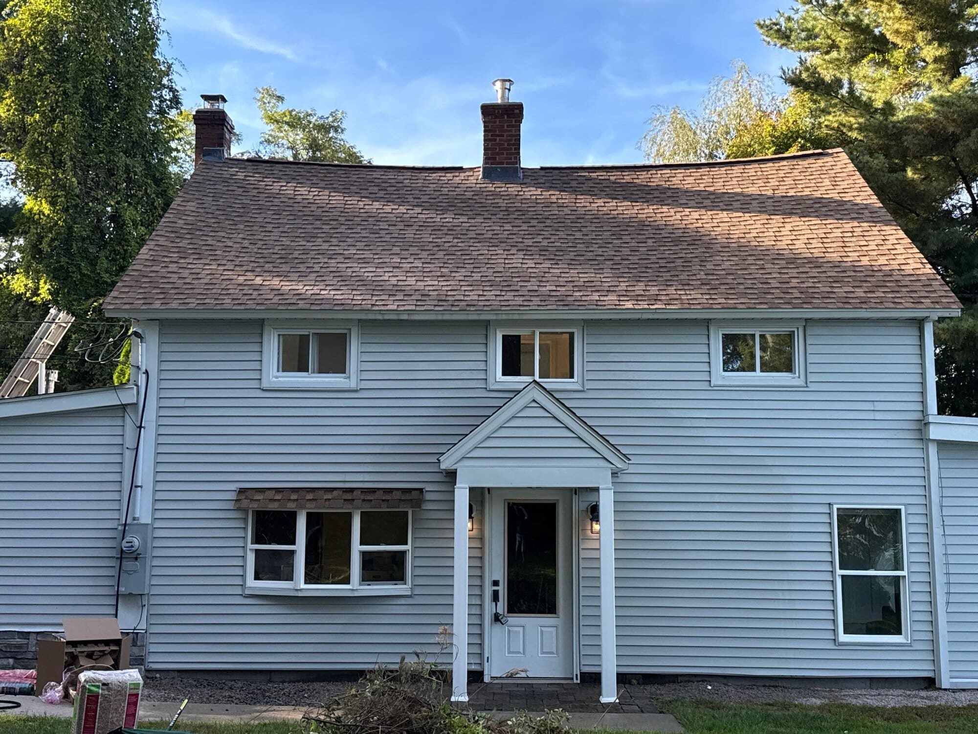 Willow Dr Siding Replacement on a Lakeside Hopkinton, RI Home