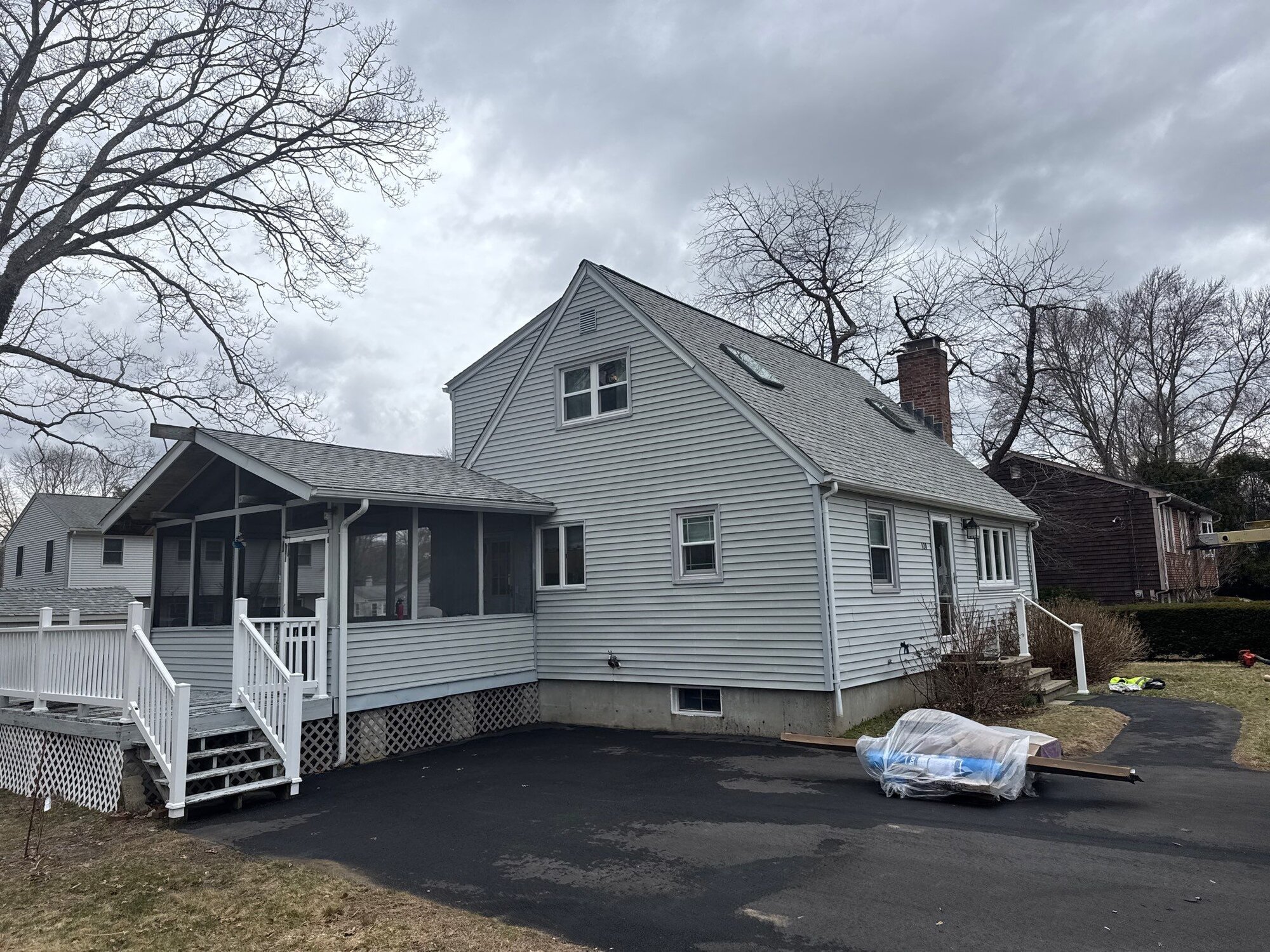 Narragansett, RI Skylight Installation Brings Daylight Into the Home