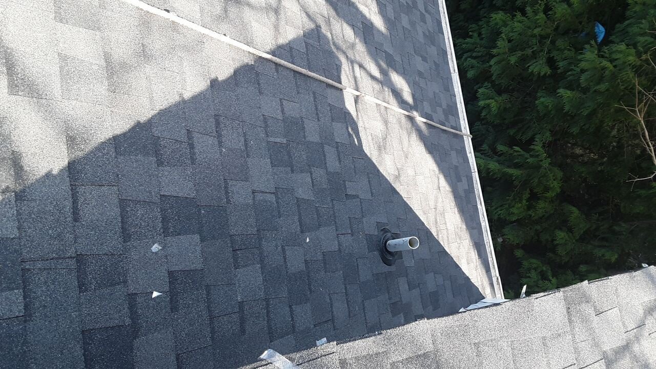 Clean ridge line where the exhaust ventilation is installed