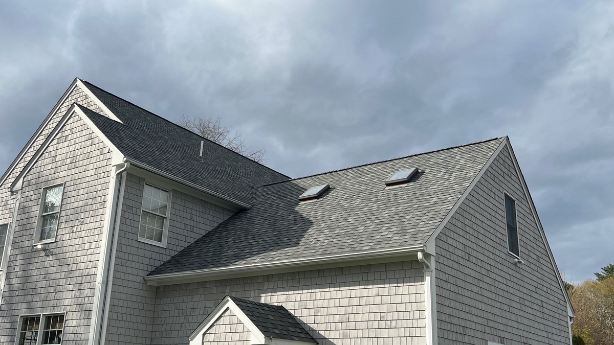 CertainTeed Landmark PRO Max Def Georgetown Gray shingles showing color depth on North Kingstown roof