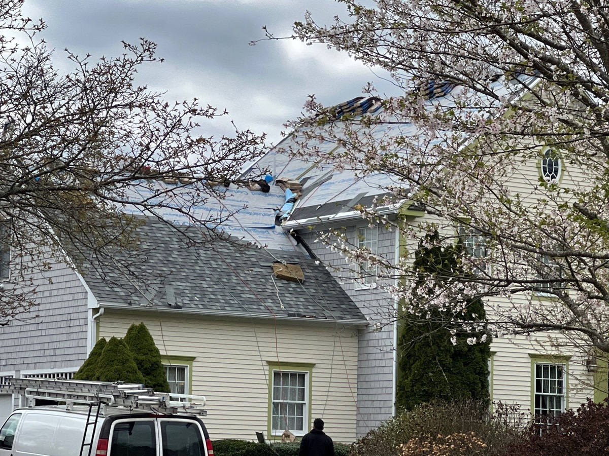 Roof plane view of CertainTeed Landmark PRO Georgetown Gray shingles in North Kingstown