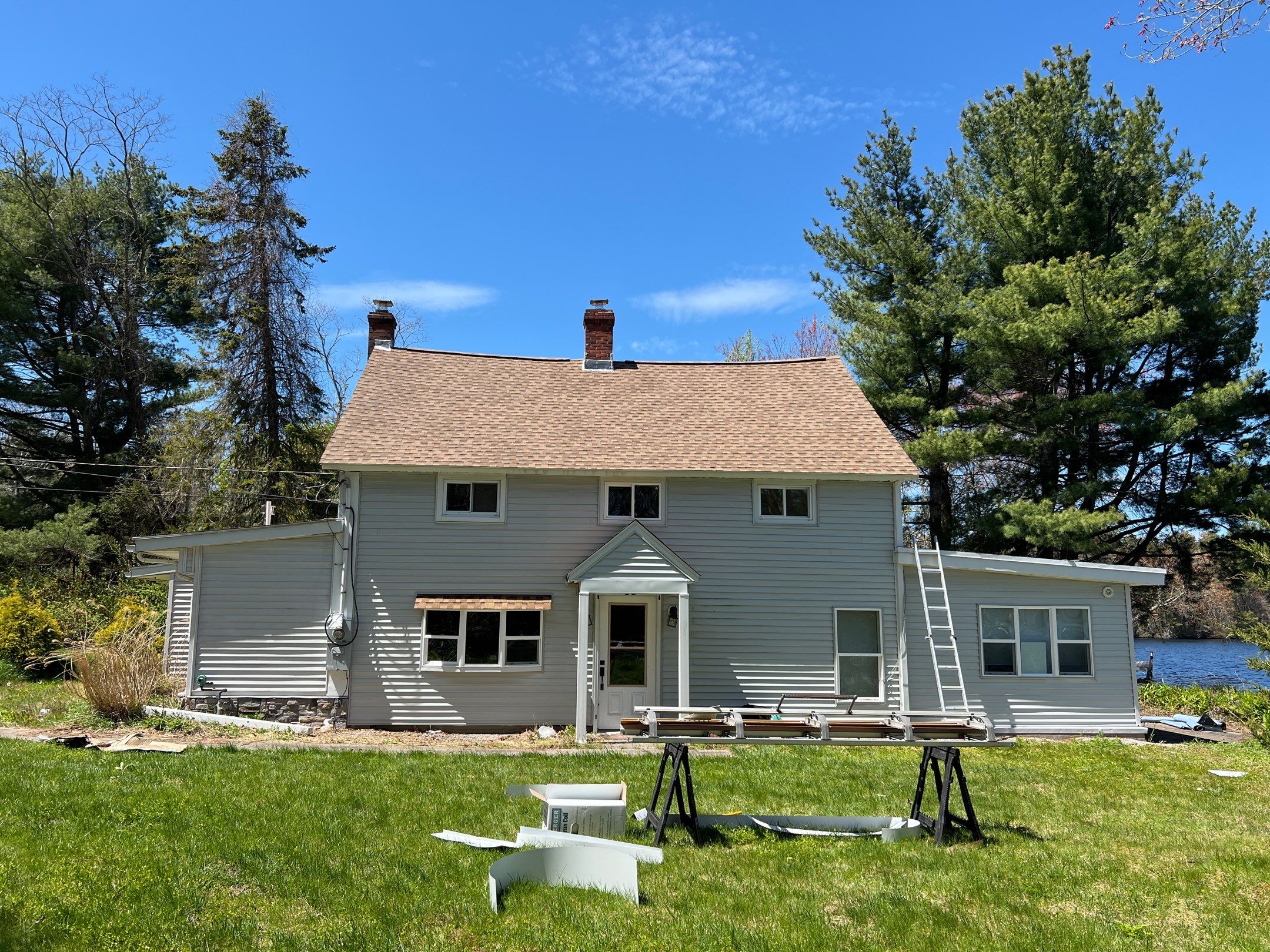 After — GAF Timberline HDZ Shakewood & SA Mod Bit Flat Roof — Hopkinton, RI