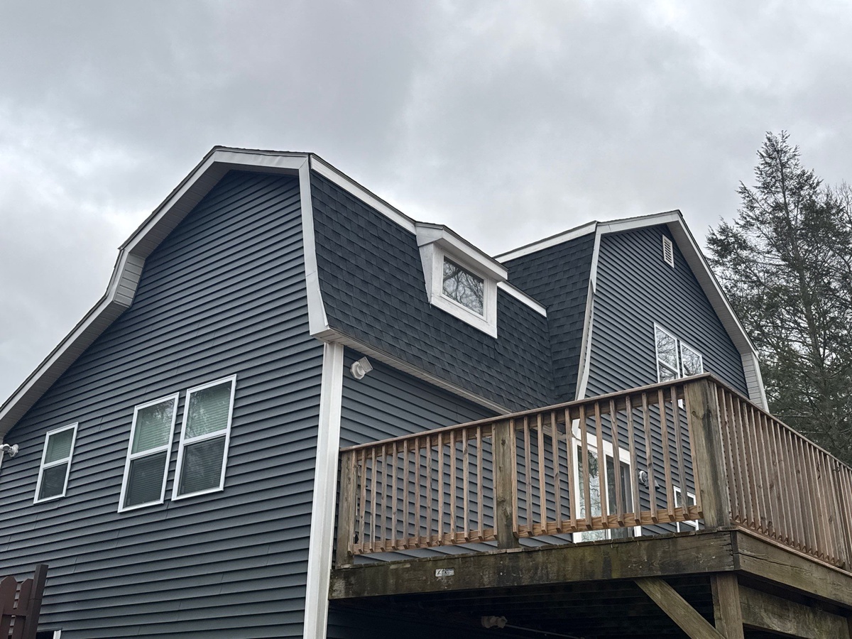 Rear dormer detail on Johnston RI GAF Timberline HDZ roof replacement