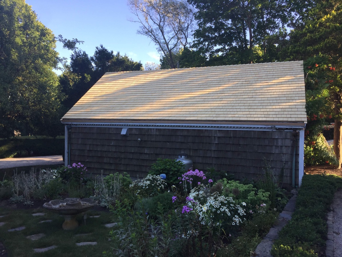 After — A True Wood Roof for a Middletown, RI Home — Alaskan Yellow Cedar Premium Tapersawn Shakes