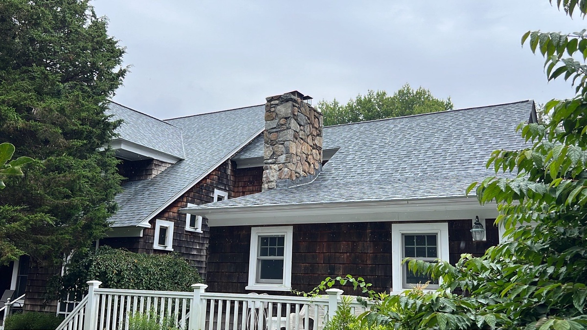 Final view of OC Duration Quarry Gray roof on Dolphin Street Jamestown RI