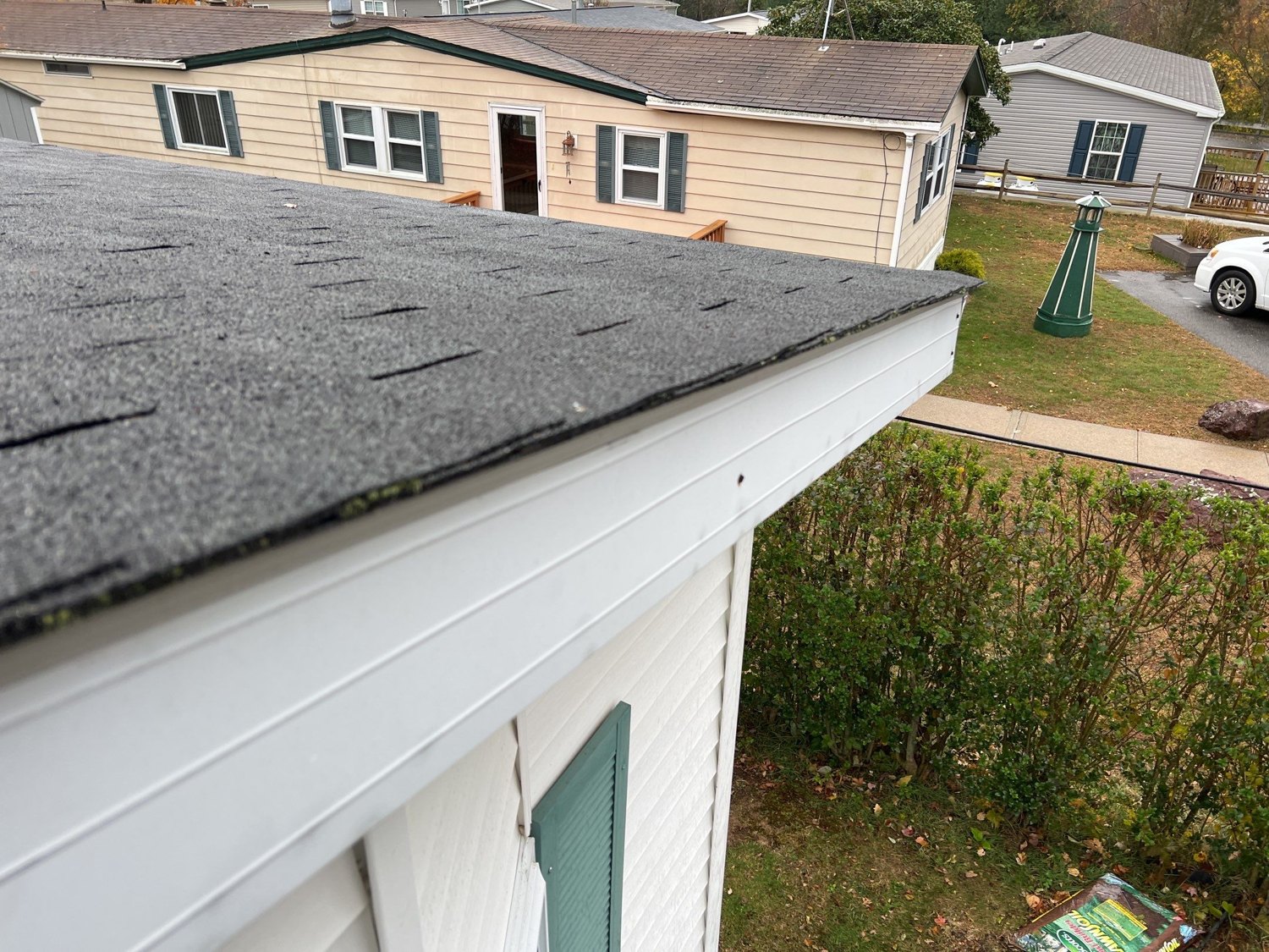 After — A Balanced-Ventilation Roof in CertainTeed Landmark Moire Black — East Greenwich