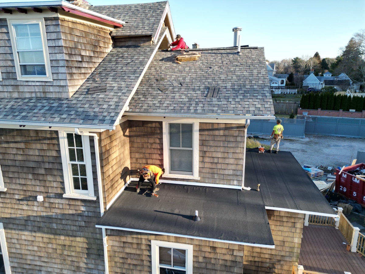 Historic 1883 Home Roof Replacement with CertainTeed Landmark PRO on Walcott Avenue in Jamestown, RI