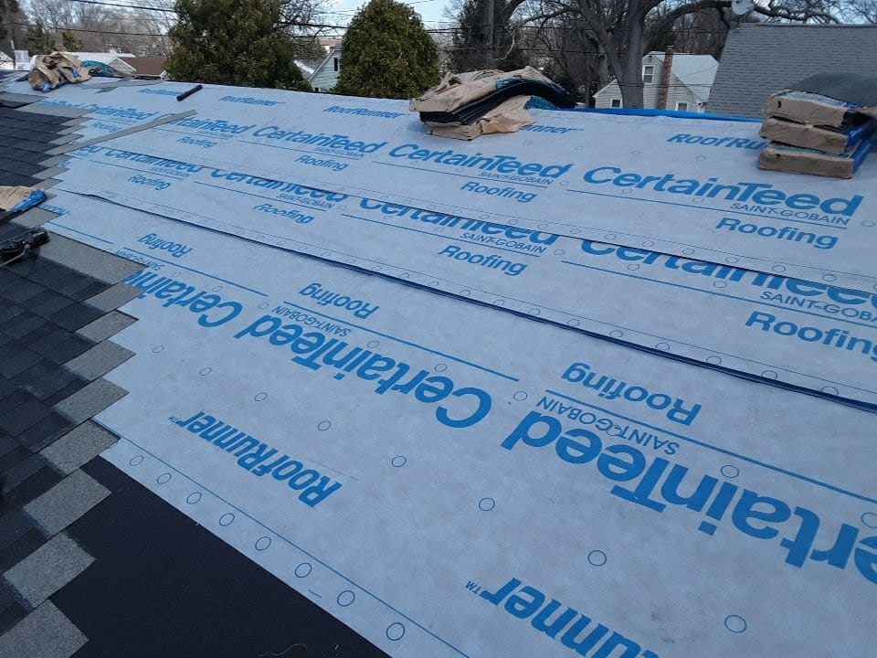 Wind-Damage Roof Replacement in Warwick — Landmark Charcoal Black