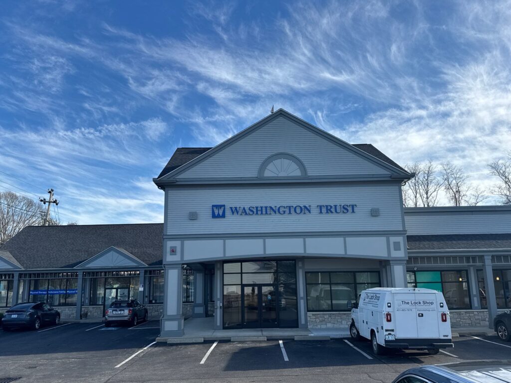 Roof replacement in Barrington, RI using CertainTeed Landmark PRO — Project #11592 by Pinnacle Roofing & Skylights