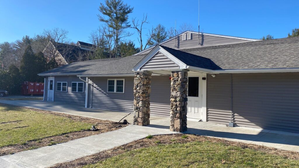 Charlestown, RI - commercial-roofing - asphalt shingle