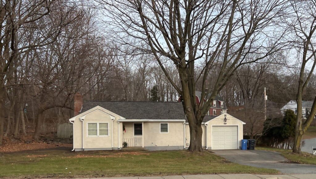 Cumberland, RI - roof replacement - asphalt shingle