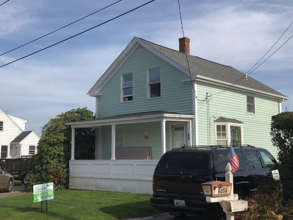 Roof replacement in Middletown, RI using CertainTeed Landmark — Project #11723 by Pinnacle Roofing & Skylights